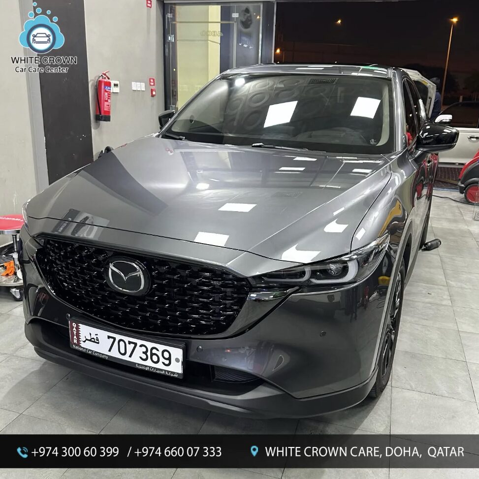 تطبيق العازل الحراري على سيارة مازدا