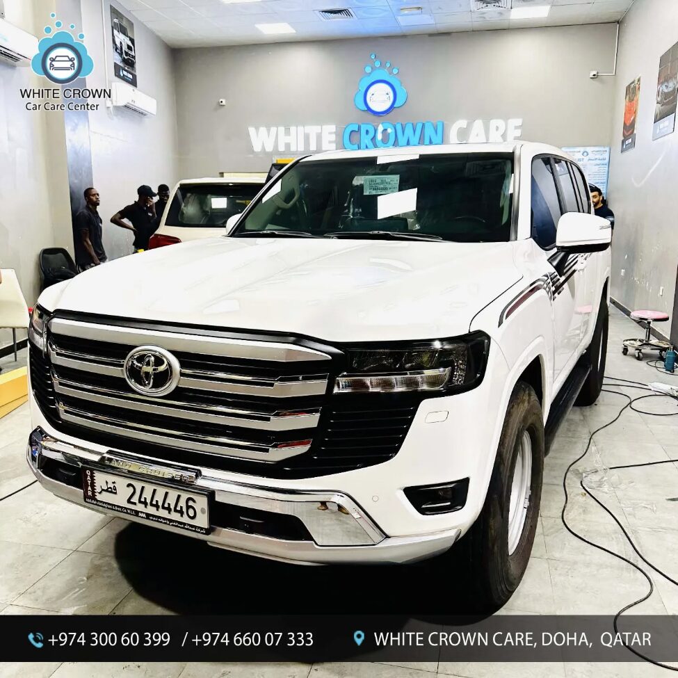 تطبيق العازل الحراري على سيارة تويوتا