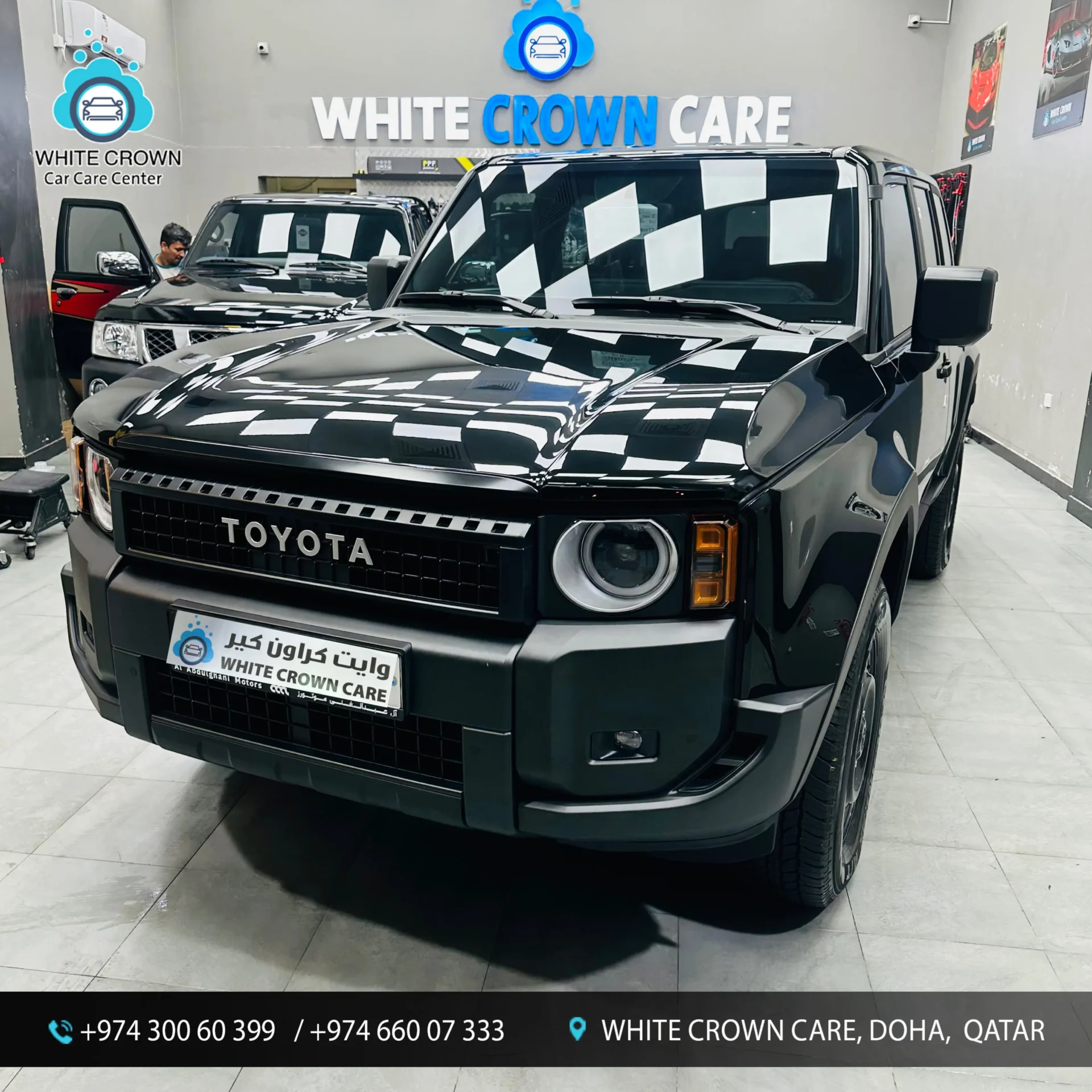 صورة توضح طبقة PPF الشفافة على هيكل السيارة.